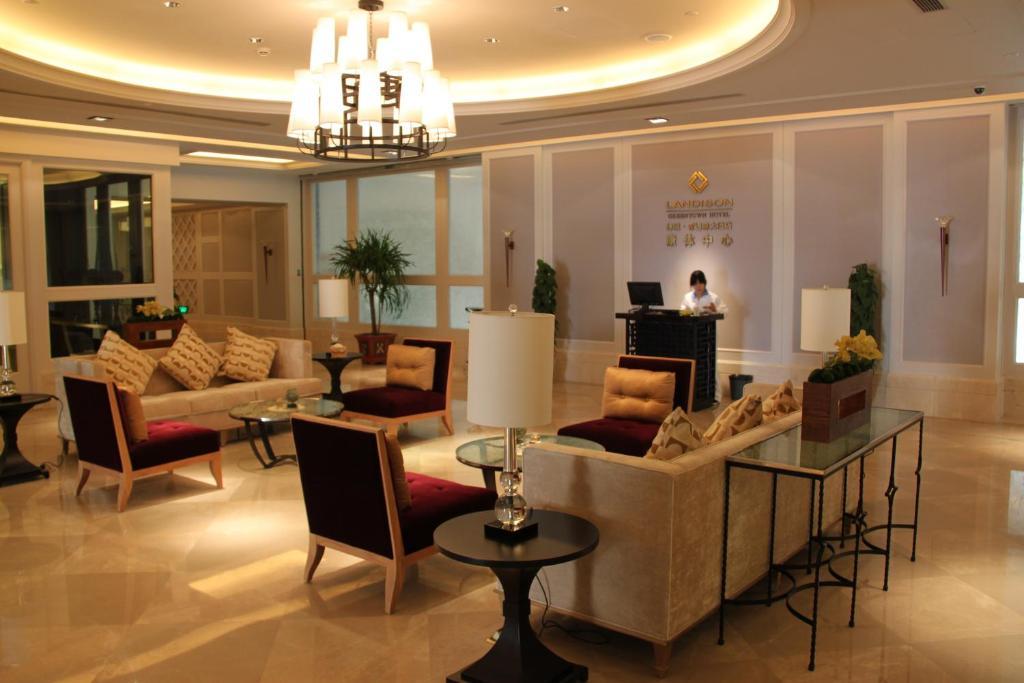 Landison Green Town Hotel Xinchang מראה חיצוני תמונה