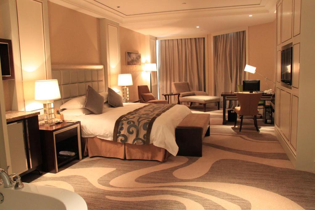 Landison Green Town Hotel Xinchang חדר תמונה